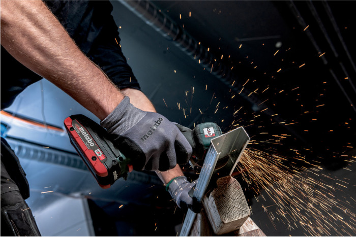 Акумуляторна кутова шліфувальна машина (болгарка) Metabo CC 18 LTX BL (600349850)