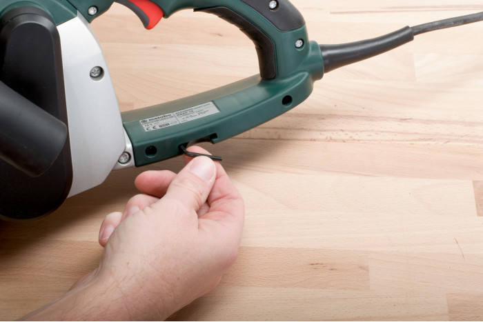 Ленточная шлифмашина Metabo BAE 75 (600375000)