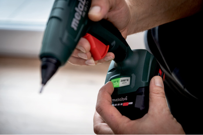 Акумуляторний пістолет для гарячого клею Metabo HK 18 LTX 20 (600797850)