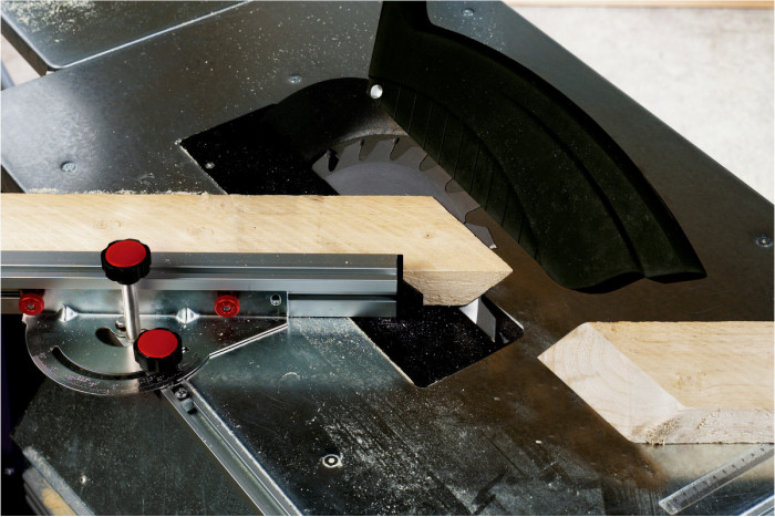 Настольная дисковая пила Metabo TKHS 315 C - 2,8 DNB (0103152100)