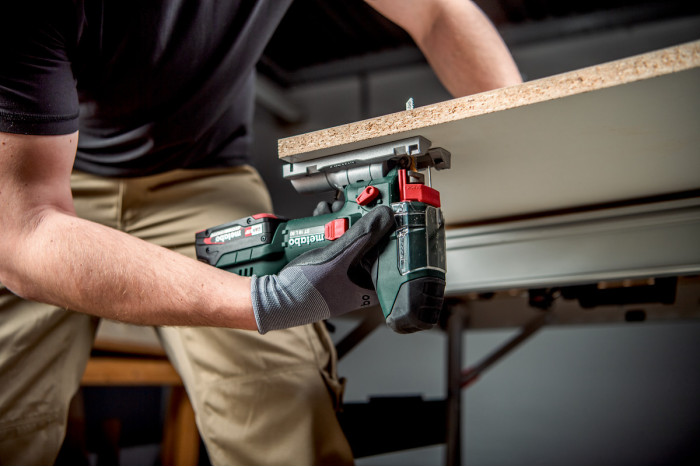 Акумуляторний лобзик Metabo ST 18 L 90 (601047850)
