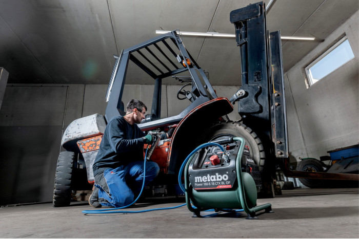 Аккумуляторный компрессор Metabo Power 160-5 18 LTX BL OF (601521850)