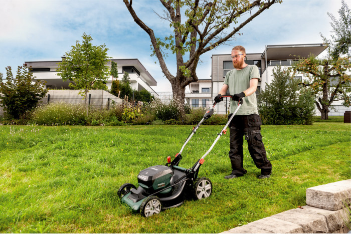 Аккумуляторная газонокосилка Metabo RM 36-18 LTX BL 46 (601606850)