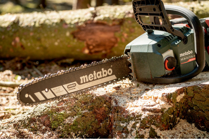 Аккумуляторная цепная пила Metabo MS 36-18 LTX BL 40 (601613850)