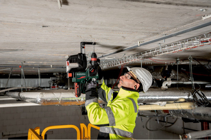 Акумуляторний комбінований перфоратор Metabo KH 18 LTX BL 24 Q Set ISA (601714930)
