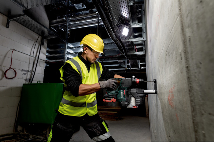 Акумуляторний комбінований перфоратор Metabo KH 18 LTX BL 24 Q Set ISA (601714930)