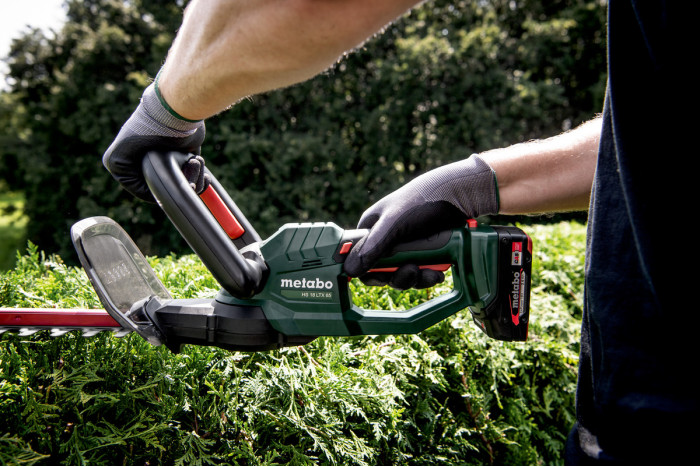 Аккумуляторный кусторез Metabo HS 18 LTX 55 (601718500)