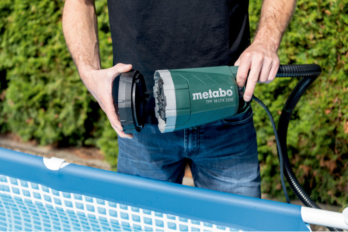 Аккумуляторный погружной насос и бочковый насос для дождевой воды Metabo TPF 18 LTX 2200 (601729850)
