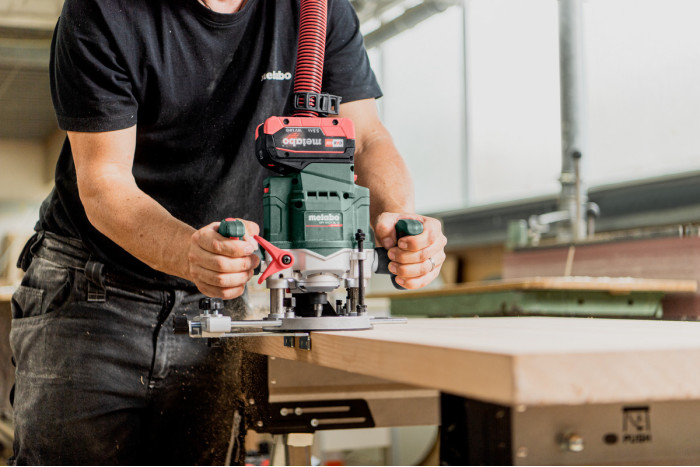 Акумуляторний фрезер Metabo OFВ 18 LTX BL 12 (601743660)