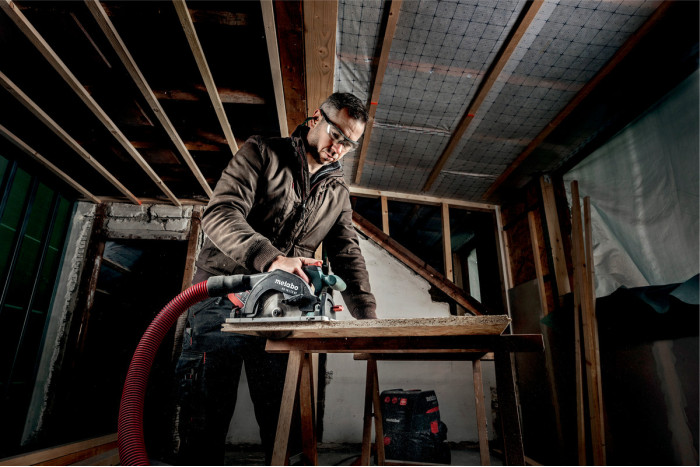 Акумуляторна ручна дискова пила Metabo KS 18 LTX 57 (601857890)