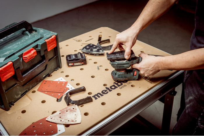 Аккумуляторная многофункциональная шлифмашина Metabo SM 18 LTX BL (602089840)