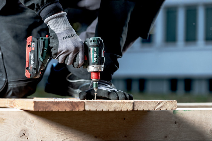 Аккумуляторная дрель-шуруповерт Metabo BS 18 L BL Q (602327500)