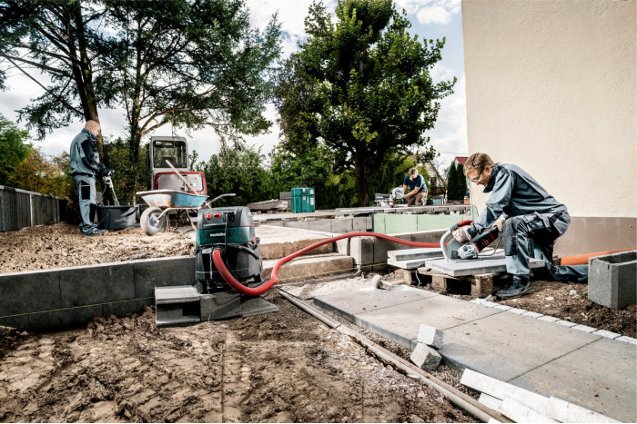 Кутова шліфувальна машина (болгарка) Metabo WE 26-230 MВT Quick (606475000)