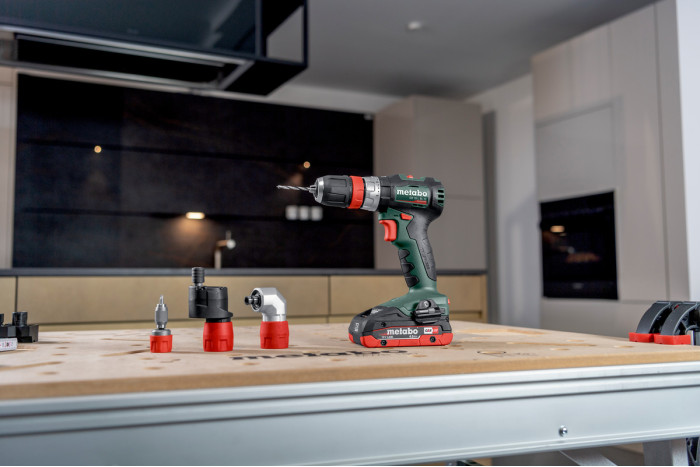Аккумуляторная ударная дрель Metabo SB 18 L BL Q (613158500)