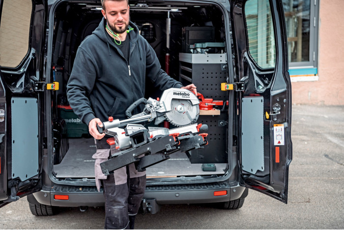 Торцовочная пила Metabo KGS 254 M Set (613254900)