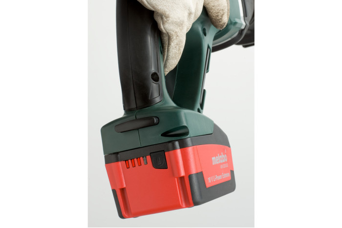 Акумуляторна шабельна пила Metabo ASE 18 LTX (602269850)
