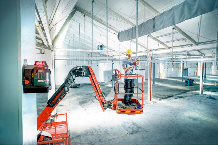 Мультилінійний лазерний нівелір Metabo MLL 3-20 (606167000)