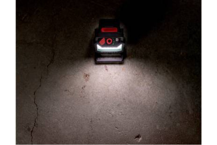 Акумуляторний прожектор Metabo BSA 18 LED 4000 + штатив (691210000)