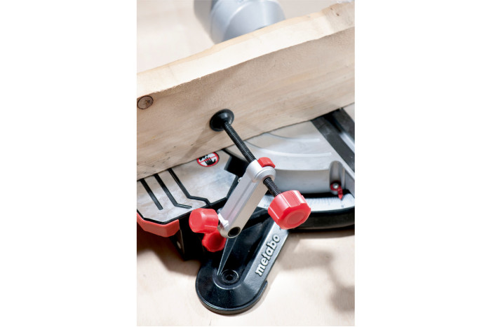 Торцовочная пила Metabo KGS 254 M Set (690967000)