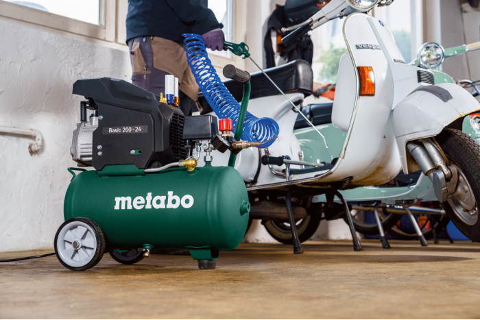 Компрессор Metabo Basic 200-24 (601522000)