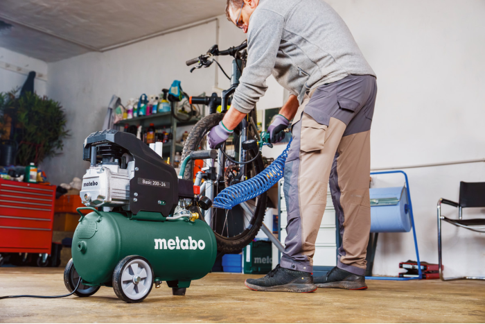 Компрессор Metabo Basic 200-24 (601522000)